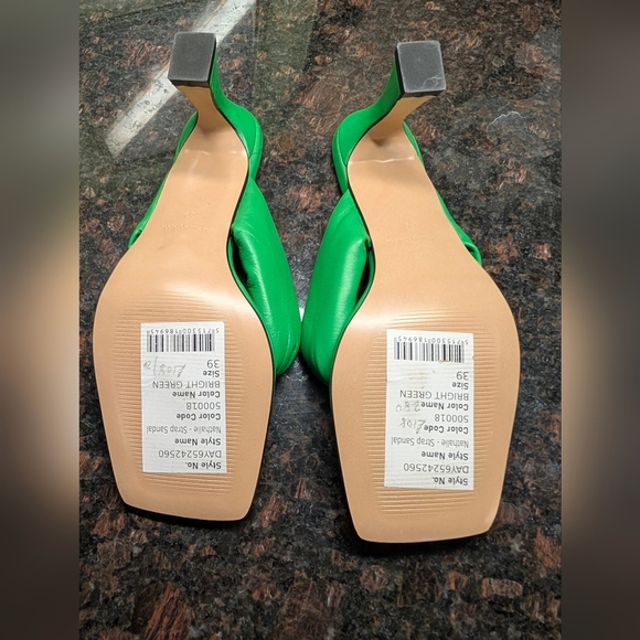 Day Birger et Mikkelsen Nathalie- Strap Sandal (bright green leather heels) - Picture 9 of 14